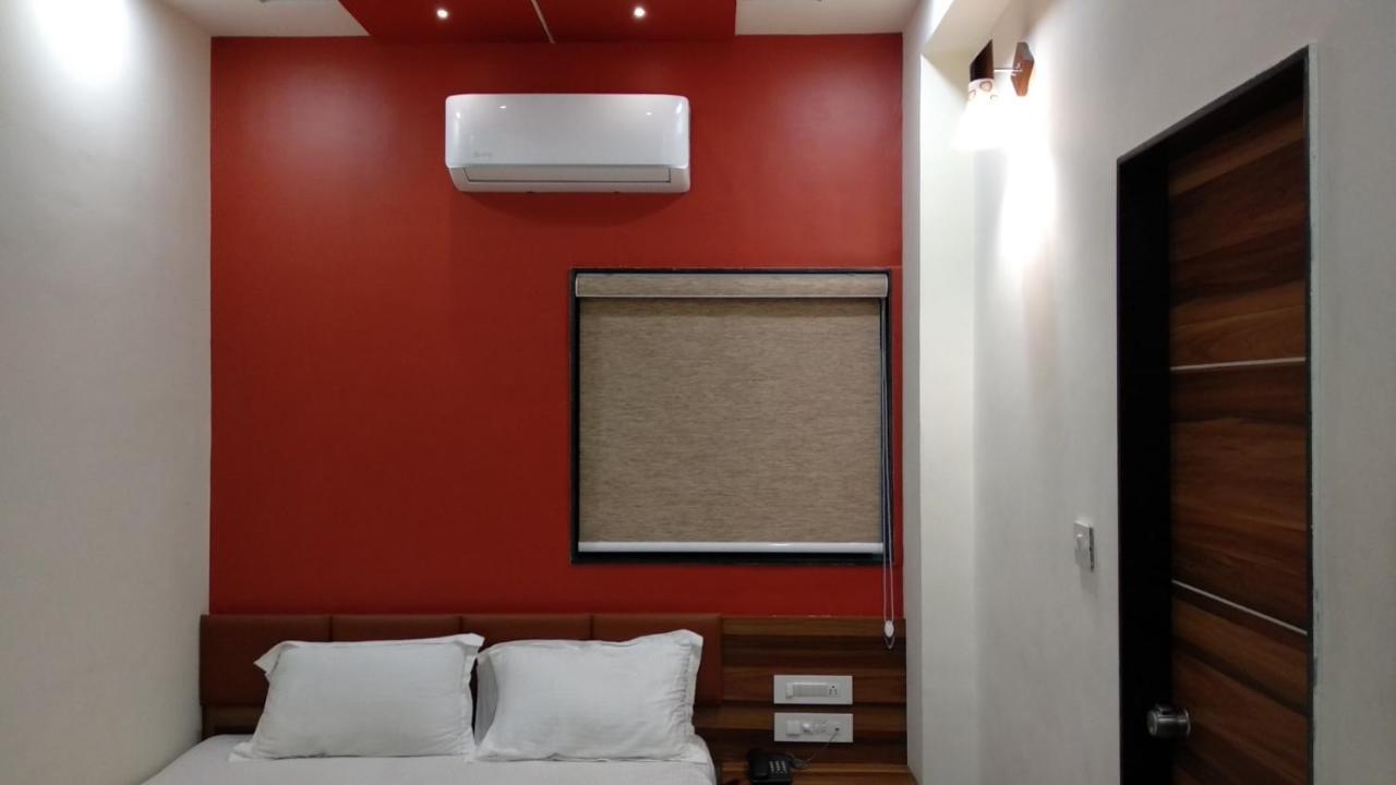 Hotel The Grand Shiva Gondal Экстерьер фото