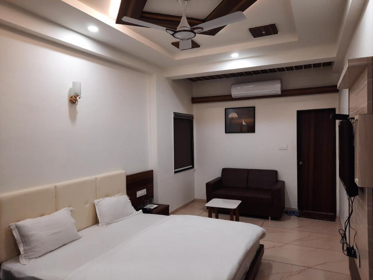 Hotel The Grand Shiva Gondal Экстерьер фото