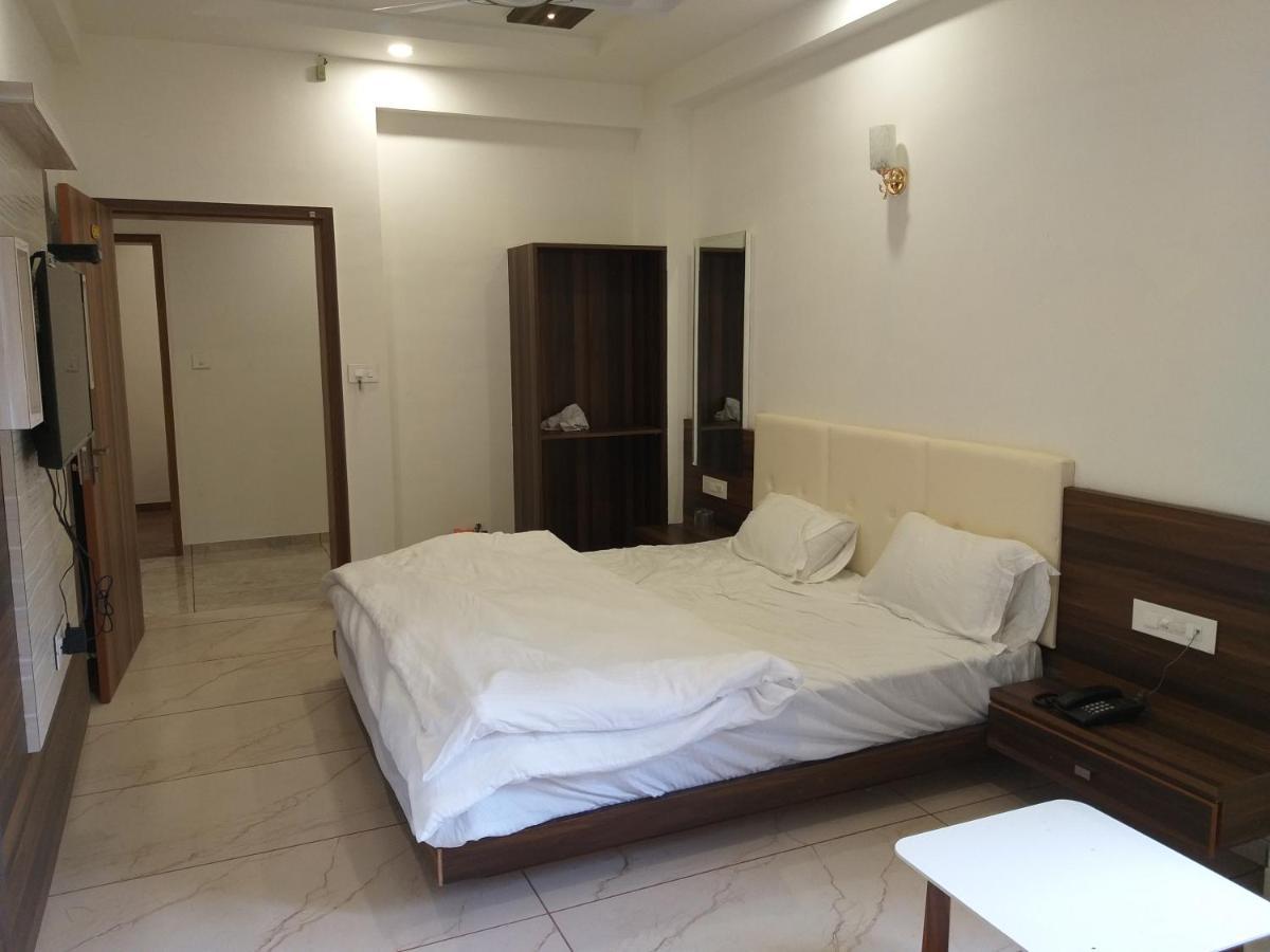 Hotel The Grand Shiva Gondal Экстерьер фото